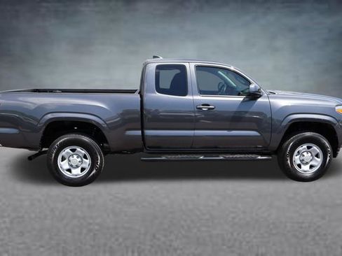 Used 2023 Toyota Tacoma SR w/ SR Convenience Package AWD/4WD image 2