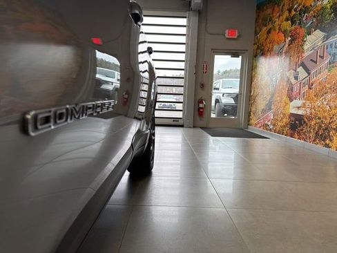 Used 2024 Jeep Compass Limited image 16