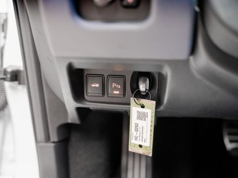 Used 2020 Nissan GT-R Premium AWD/4WD image 59