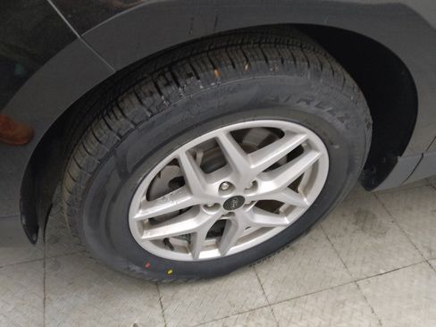 Used 2023 Ford Edge SEL image 31