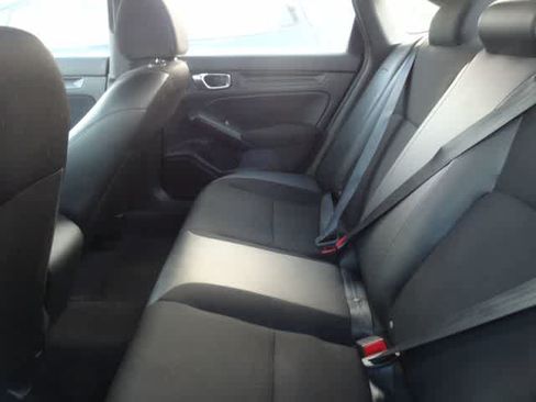 Used 2022 Honda Civic Sport image 9