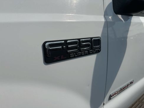 Used 2004 Ford F350 XL AWD/4WD image 10