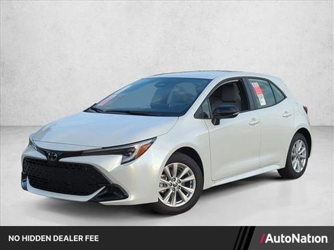 New 2026 Toyota Corolla SE FWD image 1