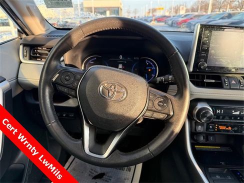 Used 2020 Toyota RAV4 Limited image 14