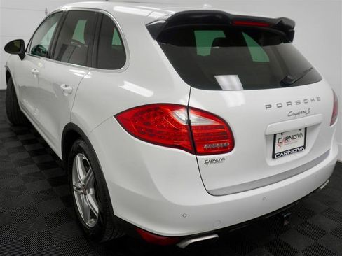 Used 2013 Porsche Cayenne S image 6