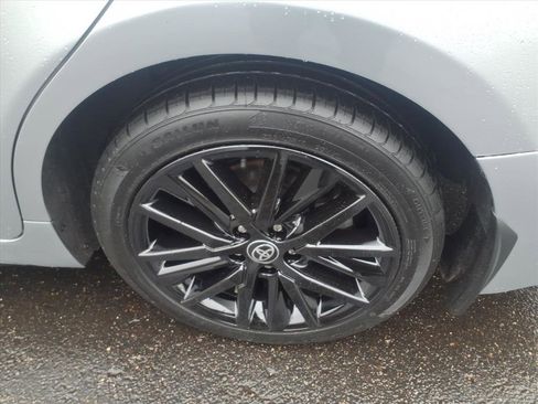 Used 2023 Toyota Camry SE image 8