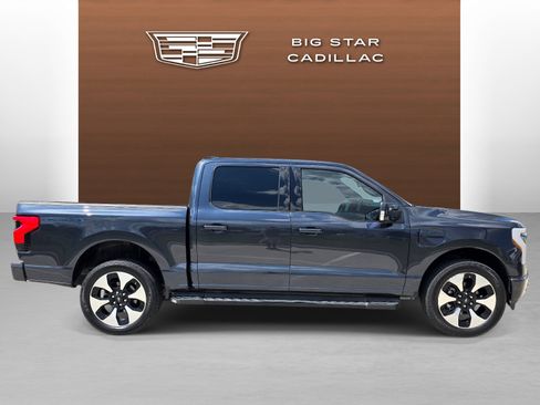 Used 2022 Ford F150 Lightning Platinum AWD/4WD image 6