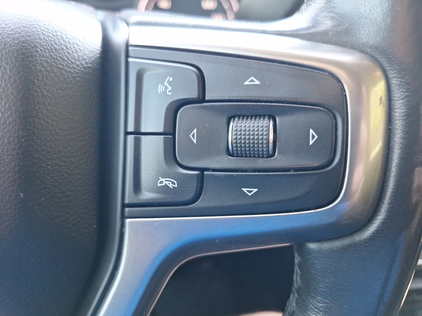 Used 2019 Chevrolet Silverado 1500 LT w/ Texas Edition RWD image 21