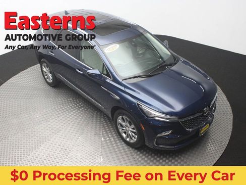 Used 2022 Buick Enclave Avenir w/ Avenir Technology Package AWD/4WD image 3