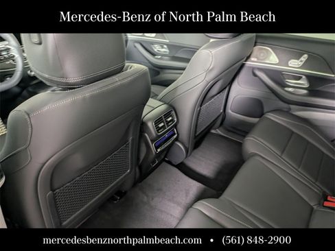 New 2026 Mercedes-Benz GLS 450 4MATIC image 21