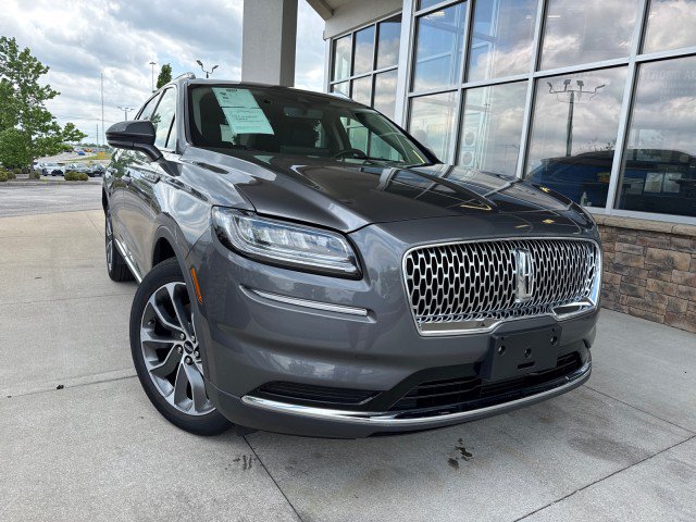 Used 2022 Lincoln Nautilus Reserve AWD/4WD image 1