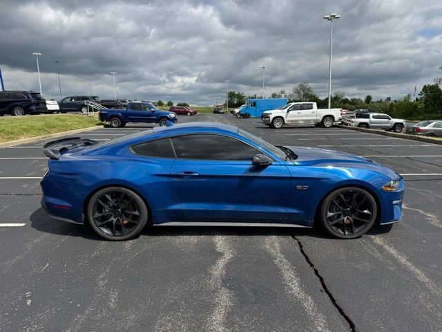 Used 2022 Ford Mustang GT Premium w/ Equipment Group 401A RWD image 2