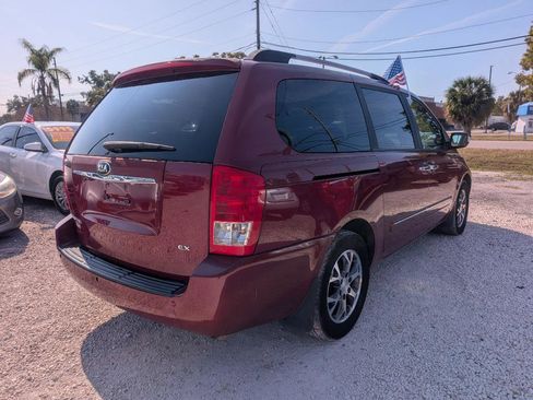 Used 2014 Kia Sedona EX w/ Navigation Package image 5