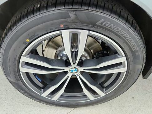 Used 2026 BMW X7 xDrive40i image 63