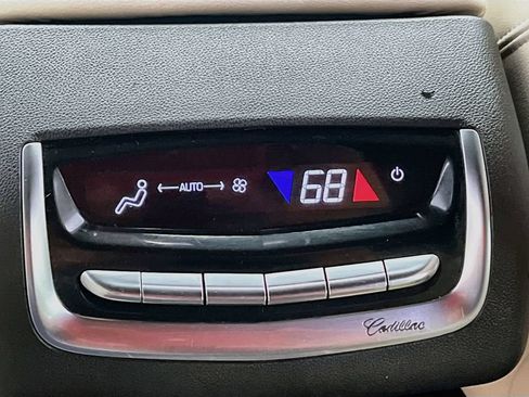Used 2021 Cadillac XT6 Sport AWD/4WD image 27