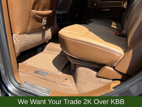 Used 2023 RAM 3500 Limited image 11