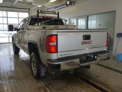 Used 2017 GMC Sierra 1500 4x4 Double Cab image 10