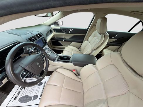 Used 2020 Lincoln Continental AWD w/ Premium Package image 21