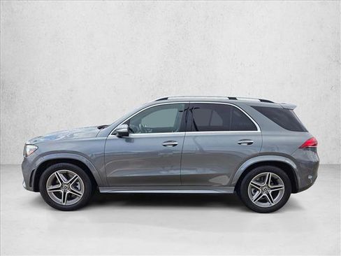 Used 2022 Mercedes-Benz GLE 450 4MATIC image 2