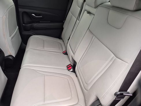 Used 2025 Hyundai Santa Cruz SEL FWD image 27