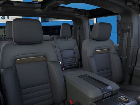 New 2025 GMC Hummer EV 2X image 25