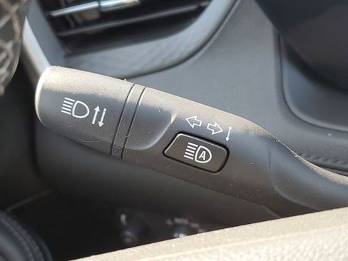 Used 2024 Buick Encore GX Preferred image 11