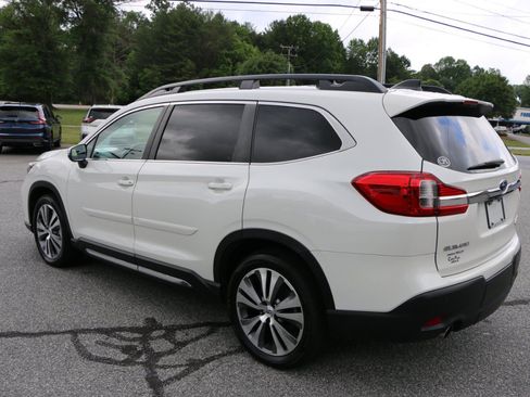 Used 2020 Subaru Ascent Limited w/ Technology Package AWD/4WD image 3