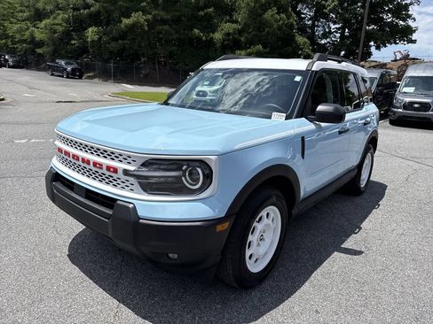 Used 2025 Ford Bronco Sport Heritage w/ Convenience Package AWD/4WD image 3