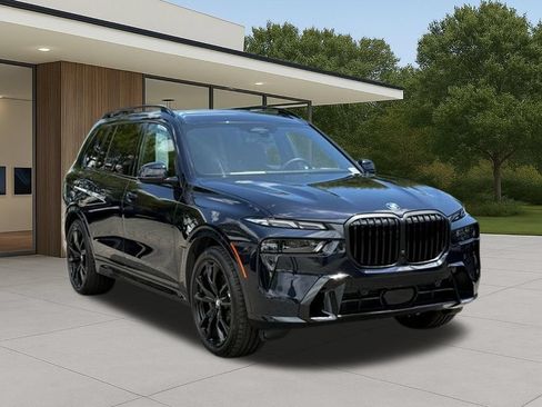 Certified 2024 BMW X7 xDrive40i w/ M Sport Package AWD/4WD image 6