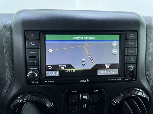 Used 2015 Jeep Wrangler Unlimited Sahara AWD/4WD image 21