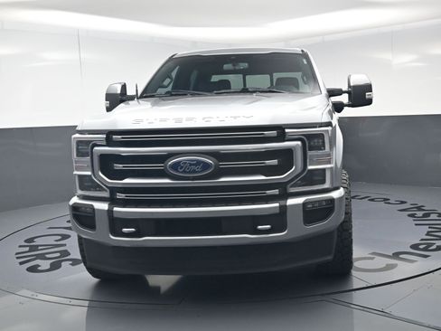Used 2022 Ford F250 Platinum w/ FX4 Off-Road Package AWD/4WD image 5
