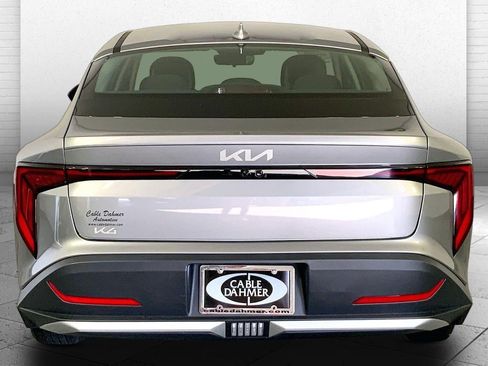 Used 2025 Kia K4 FWD image 3