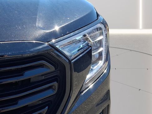 Used 2022 GMC Terrain SLE w/ Driver Convenience Package image 26