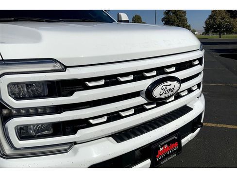 Used 2023 Ford F250 Lariat w/ Lariat Ultimate Package AWD/4WD image 30