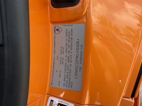 Used 2019 Lamborghini Huracan LP 580-2 image 33