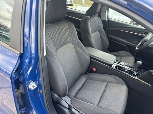 Used 2025 Toyota Camry LE image 35