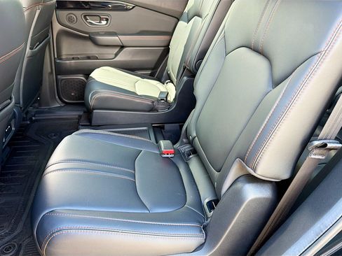 Used 2024 Honda Pilot TrailSport image 21