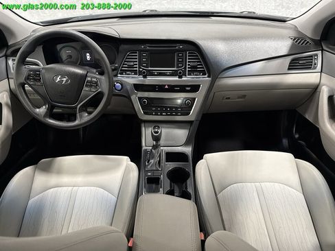 Used 2016 Hyundai Sonata SE image 6