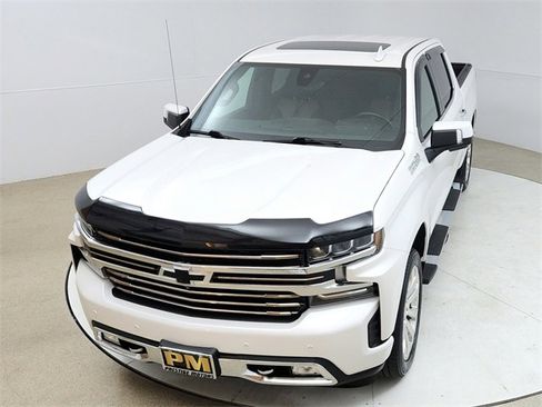 Used 2019 Chevrolet Silverado 1500 High Country image 14