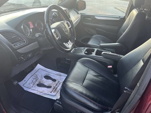 Used 2018 Dodge Grand Caravan GT image 6