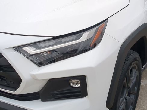 Used 2024 Toyota RAV4 Adventure image 11