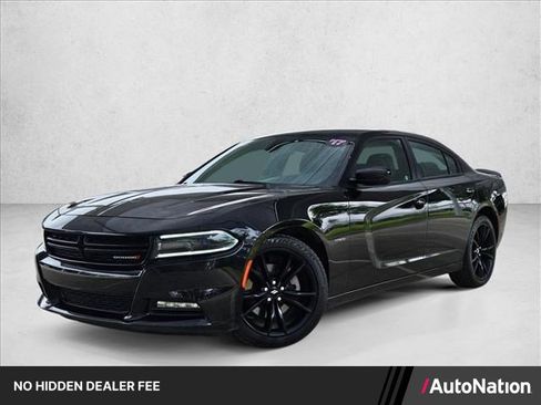 Used 2017 Dodge Charger R/T w/ Navigation & Travel Group RWD image 1