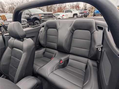 Used 2023 Ford Mustang GT Premium w/ Equipment Group 401A image 18