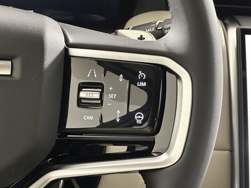 Certified 2025 Land Rover Discovery Sport S image 16