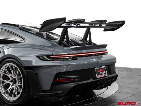 Used 2023 Porsche 911 GT3 RS RWD image 16