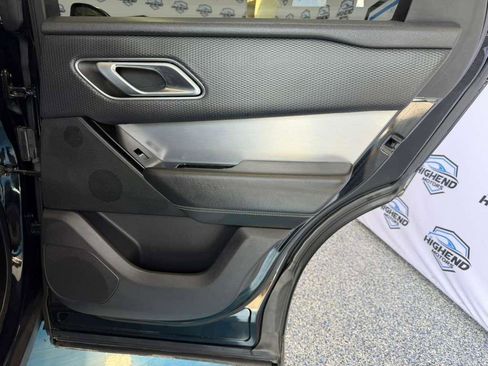 Used 2020 Land Rover Range Rover Velar R-Dynamic S image 24