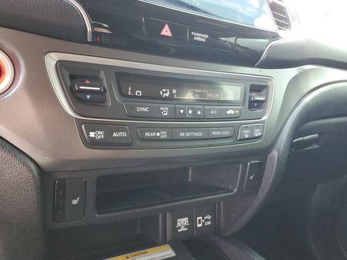 Used 2022 Honda Pilot Special Edition image 22