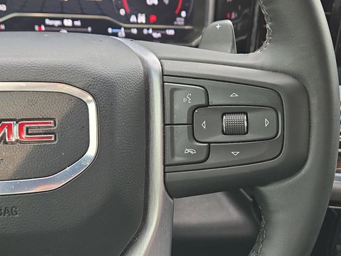 Used 2024 GMC Sierra 1500 Elevation image 24
