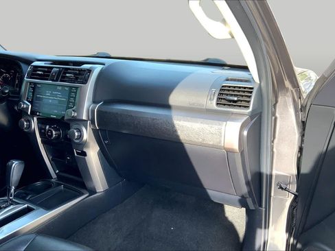 Used 2022 Toyota 4Runner SR5 RWD image 18