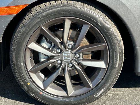 Certified 2020 Honda Civic EX image 24